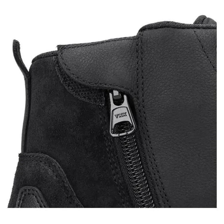 Buty krótkie RICHA TRAVIS WP BLACK czarny