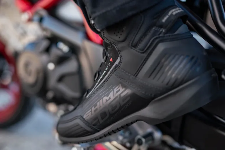 Buty krótkie SHIMA EDGE WP MEN BLACK czarny