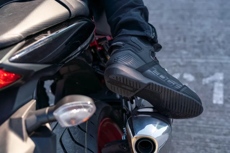 Buty krótkie SHIMA EDGE WP MEN BLACK czarny
