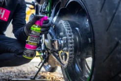 Środek MUC-OFF POWERSPORTS DRIVETRAIN CLEANER 0,5L