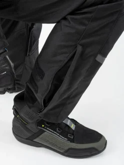 Spodnie tekstylne SHIMA RUNNER BLACK czarny