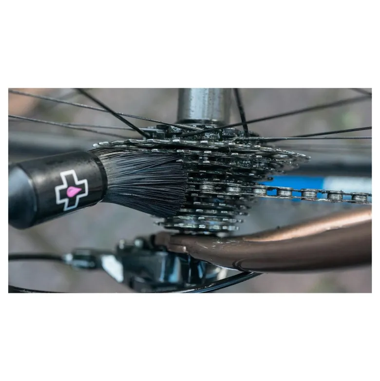 Szczotka do układu napędowego MUC-OFF DRIVETRAIN