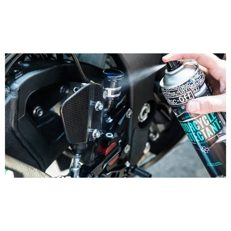 Zestaw do czyszczenia motocykla MUC-OFF ESSENTIAL
